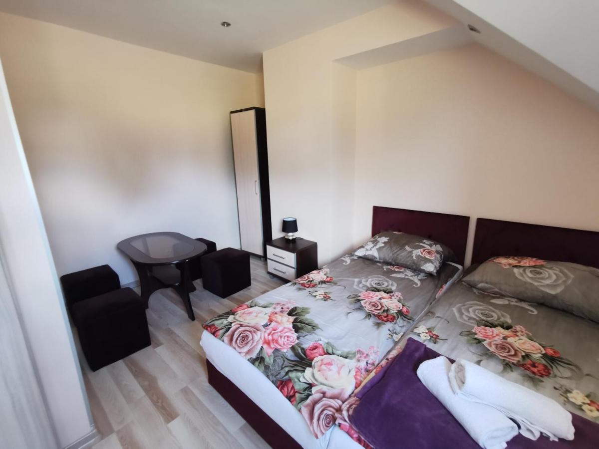 Hotel Zlota Rybka Lubniewice Esterno foto